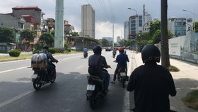 Dự báo rét tái tê nhưng Hà Nội vẫn nắng nóng