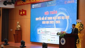 Chia sẻ kinh nghiệm chuyển đổi số trong giáo dục đại học