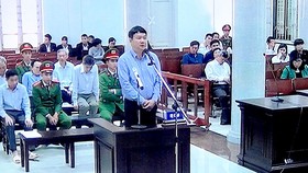 Ông Đinh La Thăng bị đề nghị phạt tù từ 18-19 năm