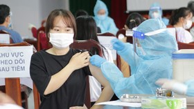 Giám đốc Sở GĐ-ĐT Hà Nội “đính chính” phát ngôn về vaccine Covid-19