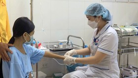 Hơn 730 trẻ em ở Bắc Kạn bị sốt cao phải nghỉ học do cúm B