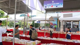 Dừng hoạt động Hội chợ sách “Viet Nam book fair tour 2020” vì bán sách ngoài danh mục 