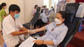 Nhiều hoạt động hưởng ứng ngày Quốc tế người hiến máu tại Huế