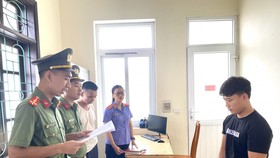 Công an Hà Tĩnh ra quyết định khởi tố bị can Đào Văn Hiểu. Ảnh: Công an Hà Tĩnh cung cấp