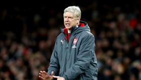 Arsene Wenger có cơ hội cứu vãn mùa giải, nhưng Man.City rõ ràng là thách thức lớn với Arsenal. Ảnh: Getty Images  
