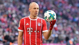 Arjen Robben sẽ hết hạn hợp đồng với Bayern Munich vào cuối mùa giải này và hiện vẫn đang để ngỏ tương lai - Ảnh: Goal