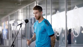 Ramos tiết lộ thú vị về phòng thay đồ. Ảnh: Getty Images