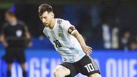 Lionel Messi có nhiệm vụ đưa La Albiceleste đến đỉnh cao World Cup 2018. Ảnh: Getty Images