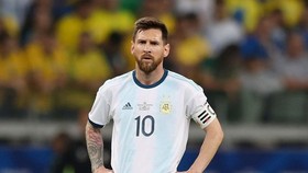 Lionel Messi đã kết thúc giải theo cách tồi tệ nhất cho cá nhân anh. Ảnh: Getty Images    