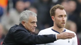 Sẽ là thành công lớn nếu Jose Mourinho thuyết phục được Christian Eriksen ở lại. Ảnh: Getty Images