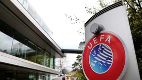 Trụ sở UEFA thật sự đang trong những ngày đầy biến động. 