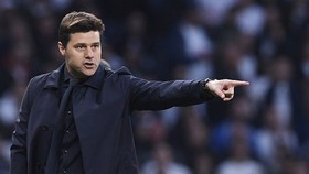 HLV Mauricio Pochettino được yêu cầu giảm lương tại Tottenham. Ảnh: Getty Images   