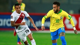 Neymar tỏa sáng giúp Brazil ghi chiến thắng quan trọng tại Peru. 