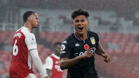 Aston Villa tiếp tục gây sốc khi thắng 3-0 ngay tại Emirates. Ảnh: Getty Images