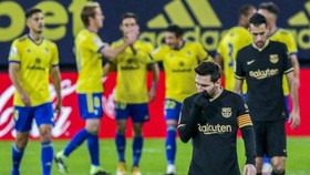 Barcelona của Lionel Messi đã phải hứng chịu thất bại thứ 4 trong mùa giải. 