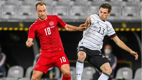 Tuyển Đức (phải) và Đan Mạch hòa 1-1 trong trận giao hữu. Ảnh: Getty Images