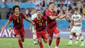 Thorgan Hazard đã ghi bàn thắng quý giá đưa tuyển Bỉ vào tứ kết.