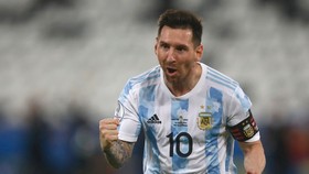 Lionel Messi cuối cùng cũng đạt được vinh quang cùng đội tuyển.