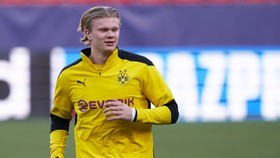 Erling Haaland trở lại sân tập của Borussia Dortmund vào thứ tư. Ảnh: Getty Images