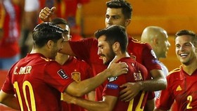 Tây Ban Nha đã có chiến thắng kịp lúc để giải tỏa áp lực. Ảnh: Getty Images