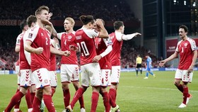 Đan Mạch tiến rất gần cơ hội trở thành đội tuyển đầu tiên giành suất dự World Cup 2022.