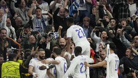 Real Madrid thêm một lần tạo nên màn ngược dòng kỳ vĩ ở Santiago Bernabeu.