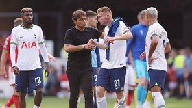 Dejan Kulusevski (giữa) là một trong số cầu thủ quan trọng nhất của HLV Antonio Conte.