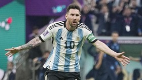 Lionel Messi ghi một trong những bàn thắng quan trọng nhất trong sự nghiệp của mình.