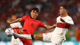 Hóa giải Cristiano Ronaldo và quật ngã Bồ Đào Nha, Hàn Quốc cho thấy có thể làm mọi thứ.