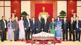 Tổng Bí thư Nguyễn Phú Trọng tiếp đoàn Ủy ban Kiểm tra Trung ương Đảng Nhân dân Campuchia