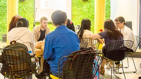  Không gian quán cà phê kết hợp lớp học Anh văn trên đường Trần Quốc Thảo, quận 3, TPHCM