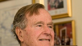 Tổng thống thứ 41 của Mỹ George Herbert Walker Bush. Ảnh: REUTERS