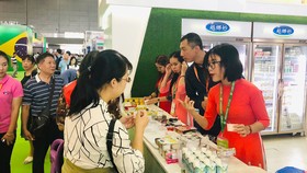 Người tiêu dùng Trung Quốc dùng thử và đánh giá cao các sản phẩm của Vinamilk