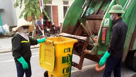 Phấn đấu 100% phường xã triển khai phân loại rác tại nguồn vào năm 2020