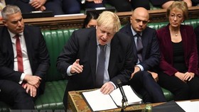 Đảng Bảo thủ của Thủ tướng Anh Boris Johnson đã mở rộng khoảng cách trước Công đảng đối lập. Nguồn: TTXVN
