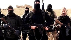 Binh lính thuộc tổ chức Nhà nước Hồi giáo tự xưng (IS). Nguồn: BusinessInsider