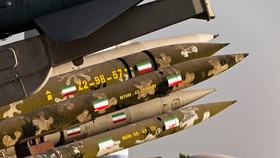 Iran ra mắt nhiều thiết bị quân sự nội địa