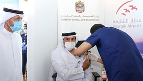 Tỷ lệ tiêm vaccine Covid-19 tại UAE là 117 liều/100 dân