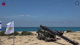 Israel thử nghiệm vũ khí laser chống máy bay không người lái