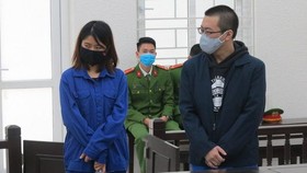 Phạt tù 2 người Trung Quốc vì tổ chức cho người khác ở lại Việt Nam trái phép