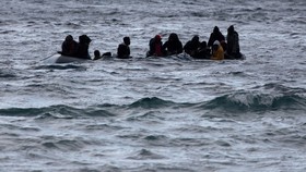 Hơn 40 người di cư thiệt mạng trong vụ đắm tàu ngoài khơi Maroc