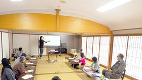 Một hội thảo về thanh lọc kỹ thuật số được tổ chức tại tỉnh Kagawa, Nhật Bản