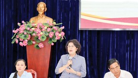 Đồng chí Tô Thị Bích Châu phát biểu tại hội nghị