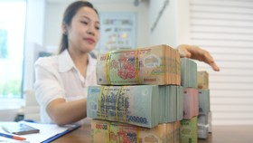 Tiền gửi vào ngân hàng tăng trở lại