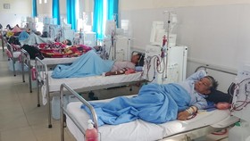 Khoa Lọc máu Bệnh viện đa khoa Lâm Đồng luôn chật kín bệnh nhân