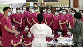  Hàn Quốc: Gần 5.200 người nhiễm, 31 người tử vong do Covid-19