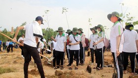 Trường học hưởng ứng Tết trồng cây năm 2020