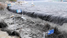 Hình ảnh Nhật Bản hứng chịu thảm họa động đất-sóng thần. Nguồn: Getty Images