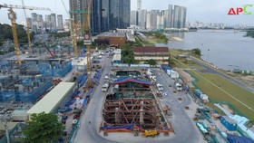 Đổ 10.000 mét khối bê tông cho dự án The Sun Tower