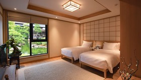 Khoáng nóng Quang Hanh có gì mà giới nhà giàu phải khát khao